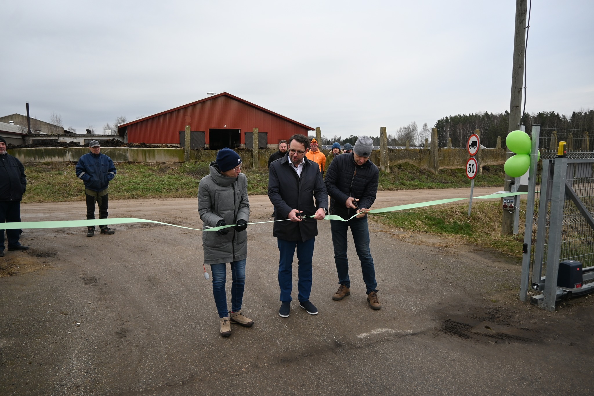 Moostes avati nüüdisaegne iseteeninduslik jäätmepunkt